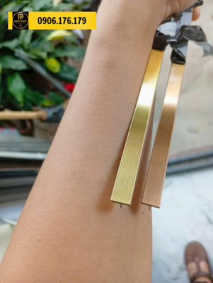 Nẹp inox chữ T Đà Nẵng xử lý khe nối vật liệu nội thất