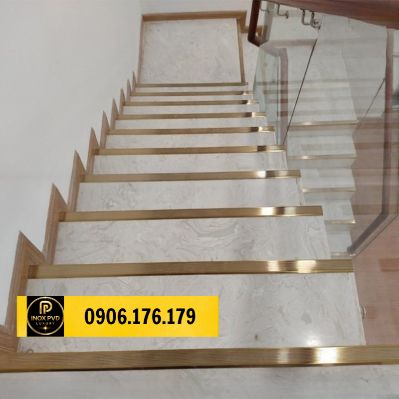 INOX  LUXURY