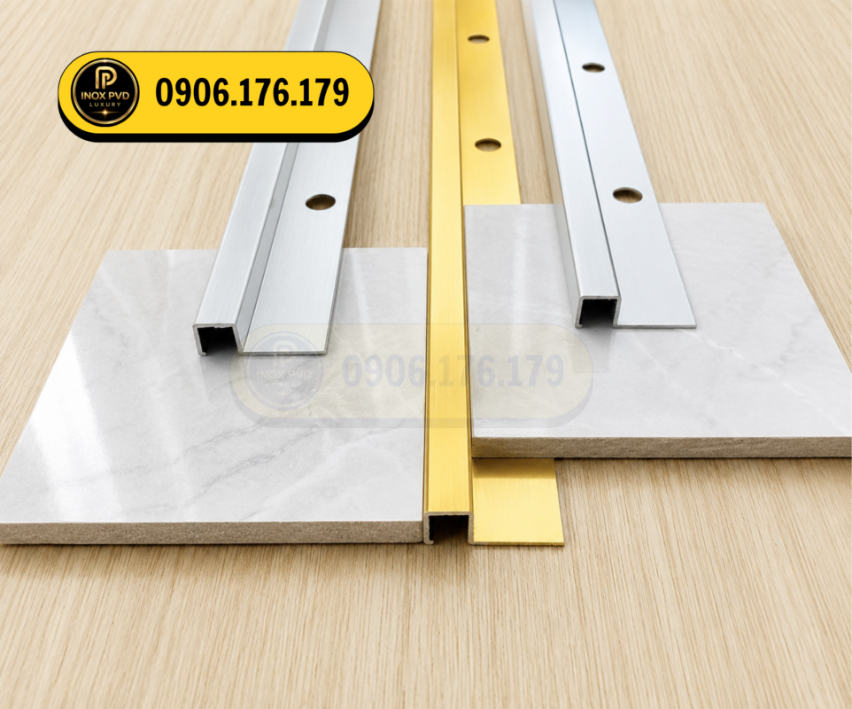 Nẹp nhôm bo góc vuông Đà Nẵng sử dụng trong hoàn thiện góc tường và cạnh gạch cho công trình hiện đại.