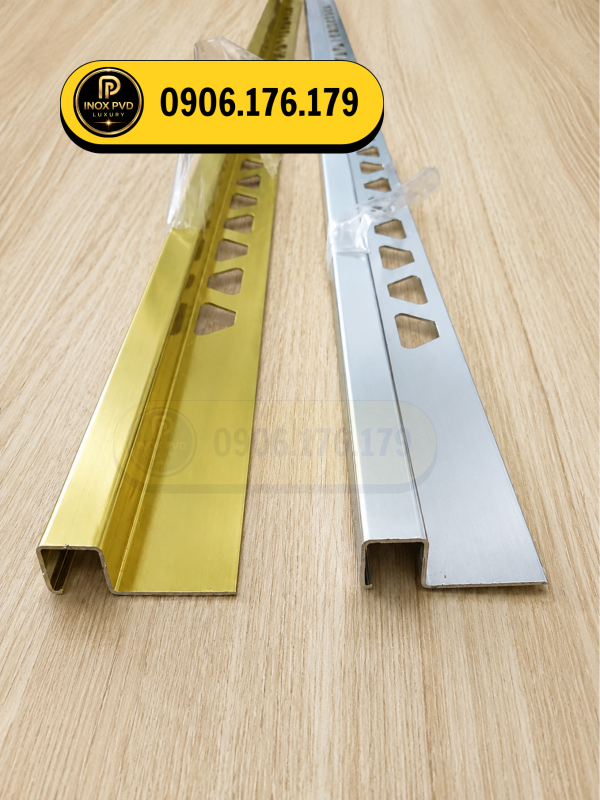 Hình ảnh nẹp nhôm bo góc vuông Thanh Hóa lắp đặt tại góc cột và khu vực ốp lát cao cấp.