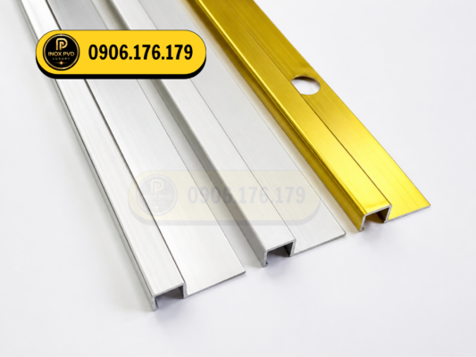 Nẹp nhôm Nghệ An tại Quỳ Hợp giúp hoàn thiện mép vật liệu và tạo đường viền trang trí nội thất.