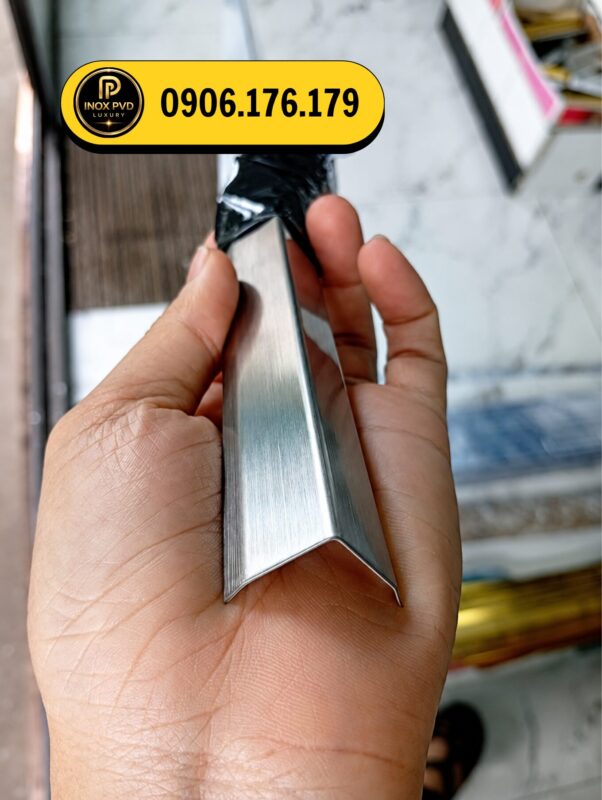 INOX  LUXURY