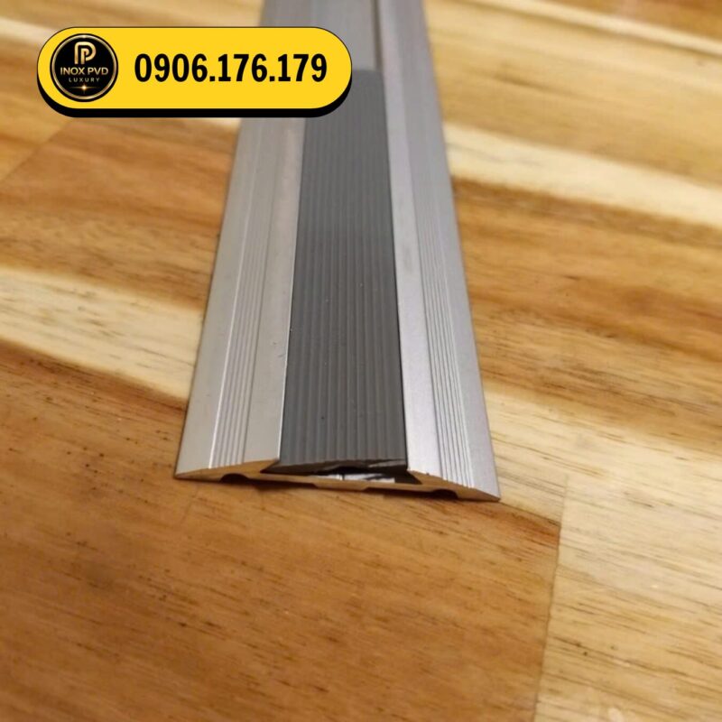 Báo giá thanh nẹp mặt bằng chống trơn NCP8.0 quận Hải Châu Đà Nẵng, thanh nẹp chống trượt cho sàn gạch, sàn đá và khu vực lối đi.