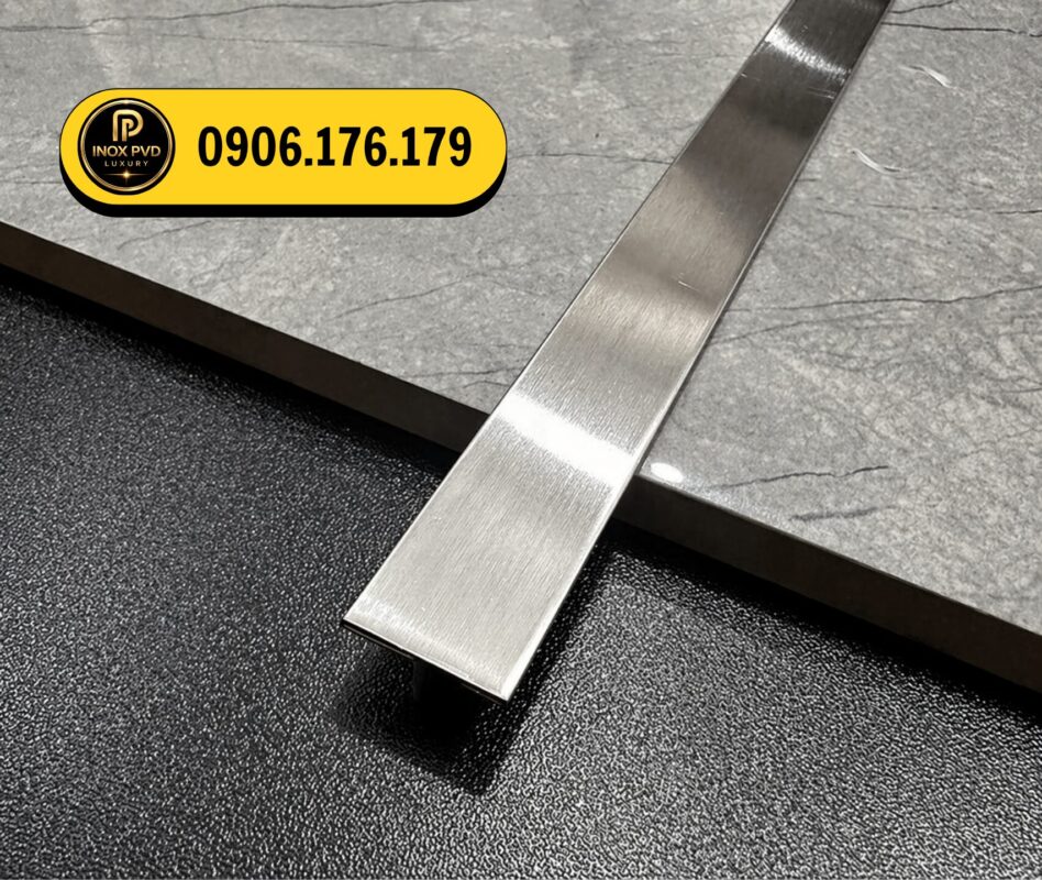 INOX  LUXURY